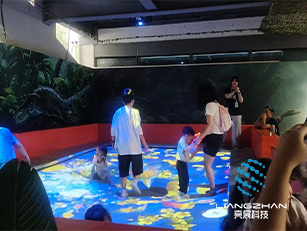 恐龍展互動光影效果